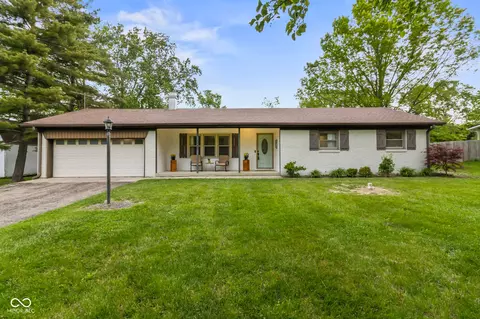 328 Fox Cir, Noblesville, IN 46060