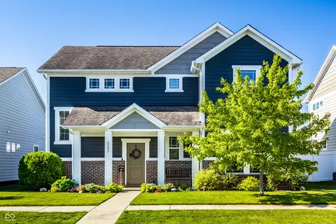 6203 Bliss Pt E, Whitestown, IN 46075