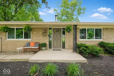 100 E Cragmont Dr, Indianapolis, IN 46227