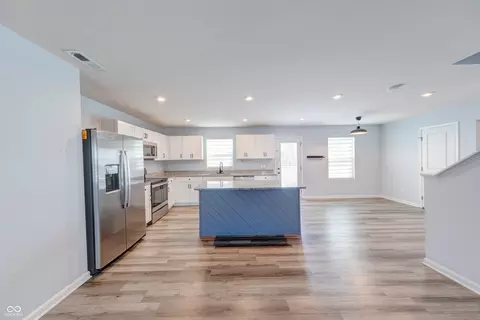 Kitchen - 9758 Oak Grove Dr, Pendleton, IN 46064 photo 3 of 3