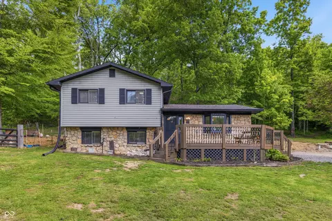 7240 W Division Rd, Bargersville, IN 46106