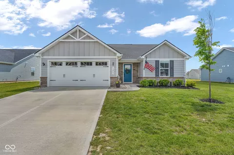 13865 N Avery Ln, Camby, IN 46113