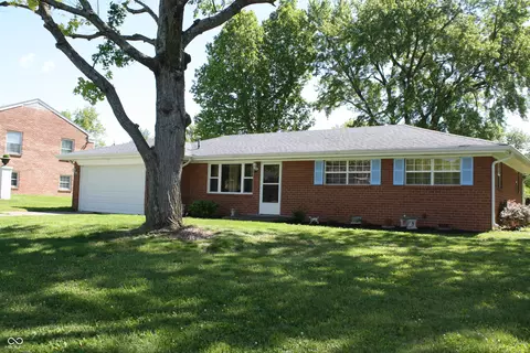 8221 S Delaware St, Indianapolis, IN 46227