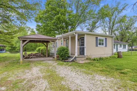 15581 Meith St, Fortville, IN 46040