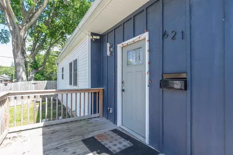 621 N Bradley Ave, Indianapolis, IN 46201