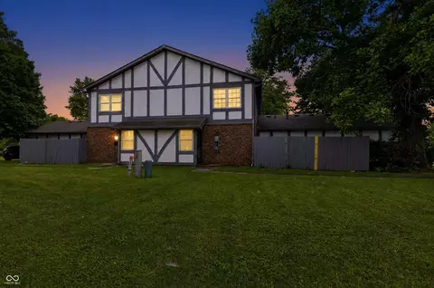 3648 Mayfield Dr, Indianapolis, IN 46235