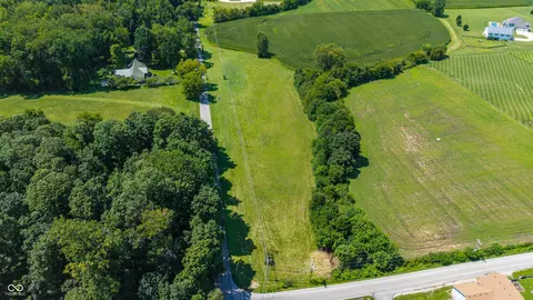 6050 W Smokey Row Rd, Greenwood, IN 46143