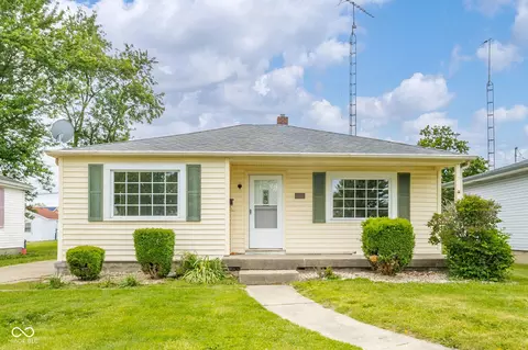 2907 S 19th St, New Castle, IN 47362