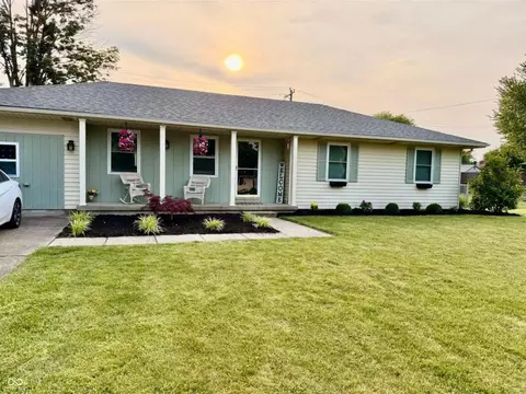 740 Linden Dr, Seymour, IN 47274