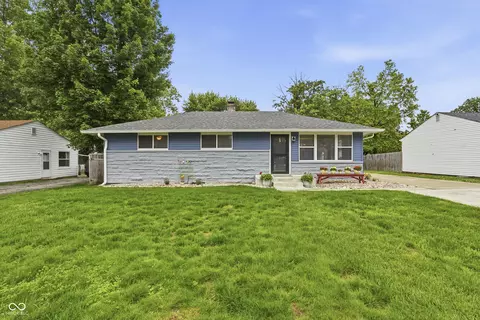8505 Compton St, Indianapolis, IN 46240