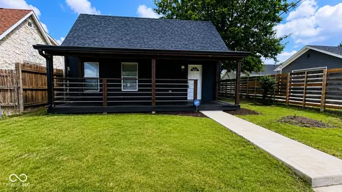 915 Saint Paul St, Indianapolis, IN 46203