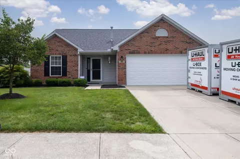913 Halyard Dr, Avon, IN 46123