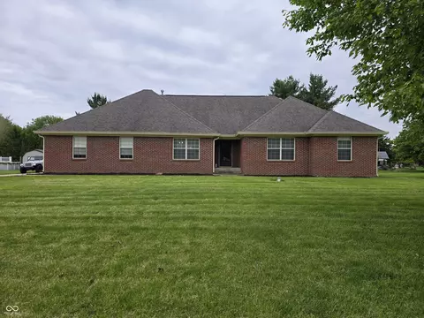 3393 W Sunset Dr N, Greenfield, IN 46140
