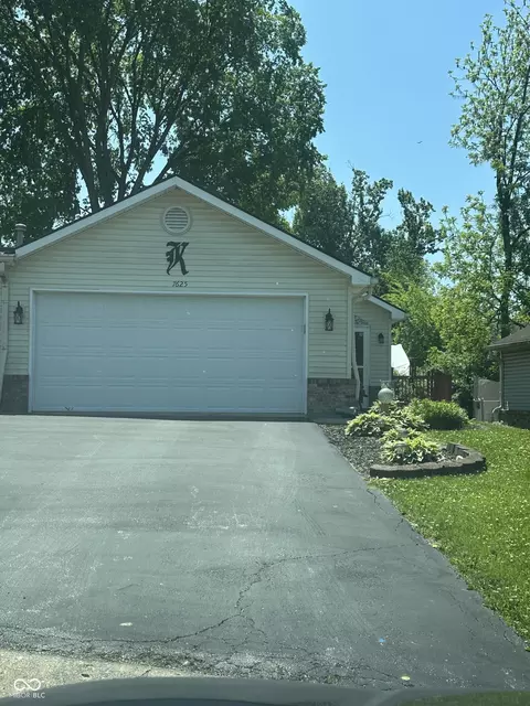 7625 Orchard Village Dr, Indianapolis, IN 46217