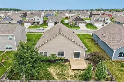 View/Area - 6627 Mayapple Dr, Pendleton, IN 46064 photo 1 of 4