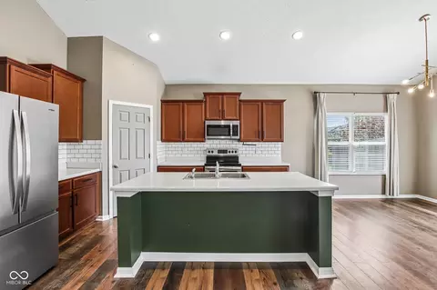 Kitchen - 6627 Mayapple Dr, Pendleton, IN 46064 photo 1 of 3