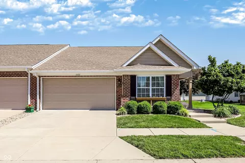 3302 Jackson Reed St, Greenwood, IN 46143