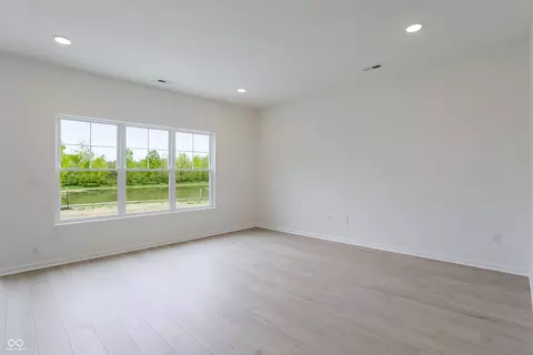 Living - 8609 Meadowlands Ct, Plainfield, IN 46168 photo 1 of 5