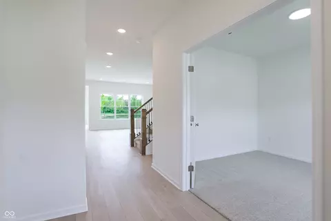 Entry Way - 8609 Meadowlands Ct, Plainfield, IN 46168 photo 1 of 3