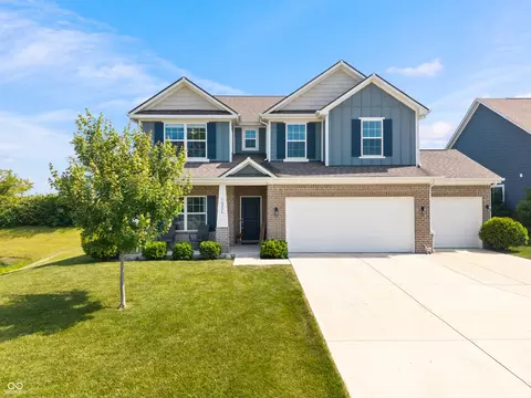 16226 Taconite Dr, Noblesville, IN 46060