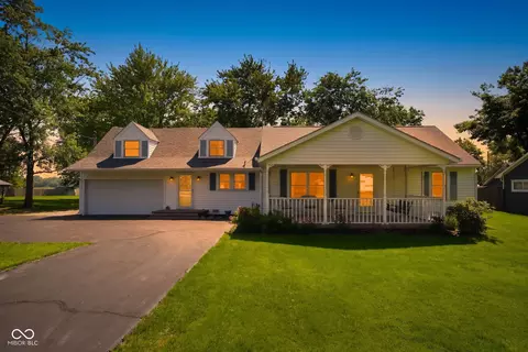 114 N Cook Rd, Muncie, IN 47303