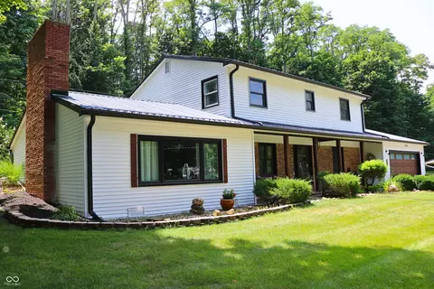 1 Locust Hl, Crawfordsville, IN 47933