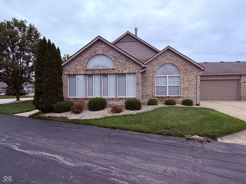 2314 Steeple Chase, Shelbyville, IN 46176