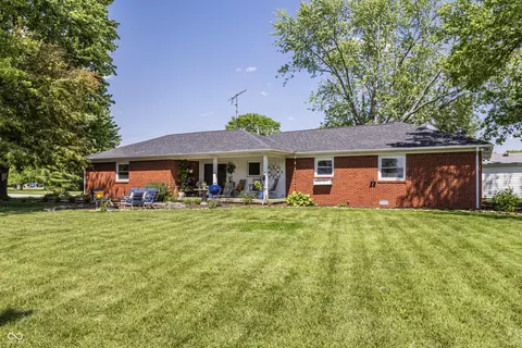 999 E Manito Trl, Greensburg, IN 47240