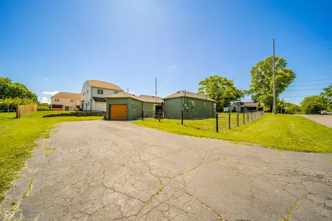 922 Alhambra Dr, Anderson, IN 46012