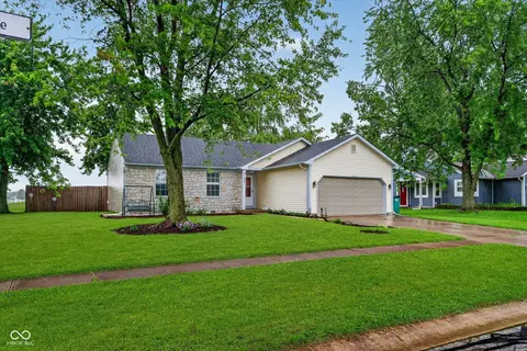 4165 William Ave, Franklin, IN 46131