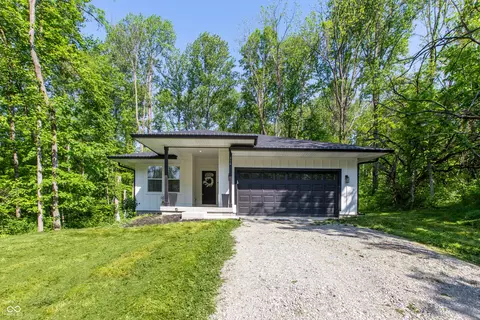 256 Victory Hl, Coatesville, IN 46121