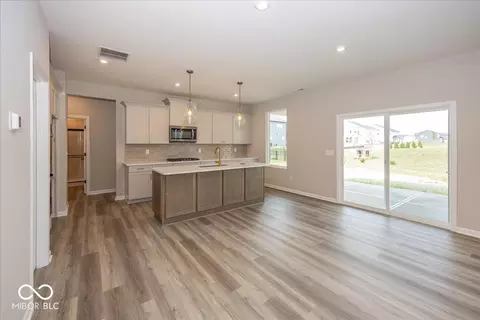 Kitchen - 6434 Stone Side Dr, Plainfield, IN 46168 photo 1 of 5