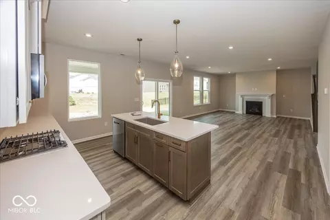 Kitchen - 6434 Stone Side Dr, Plainfield, IN 46168 photo 4 of 5