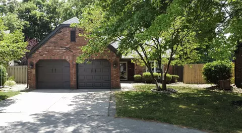 6841 Colony Pointe South Dr, Indianapolis, IN 46250