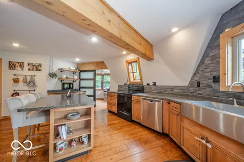 Kitchen - 7018 S 650 W, Pendleton, IN 46064 photo 4 of 4