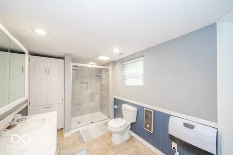 Bath - 7018 S 650 W, Pendleton, IN 46064 photo 2 of 6