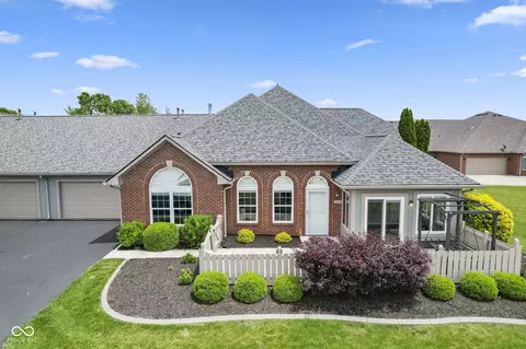 2723 Reflection Way, Greenwood, IN 46143