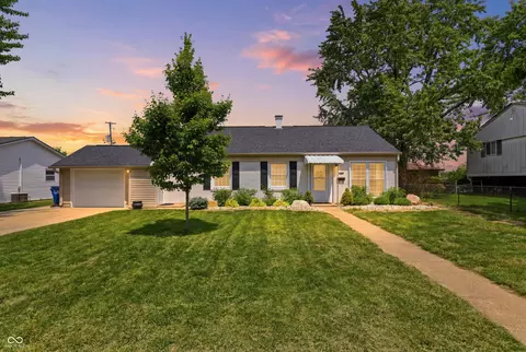 904 Hemlock St, Shelbyville, IN 46176