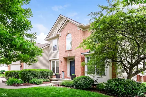 1720 Mustang Chase Dr, Westfield, IN 46074
