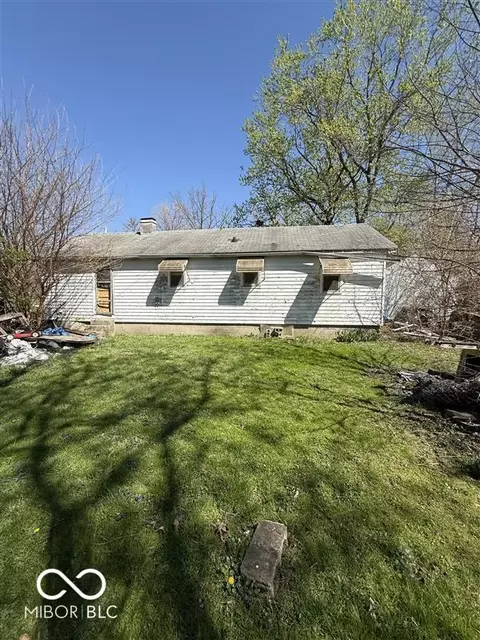 7276 N Green Meadows Est, Fairland, IN 46126