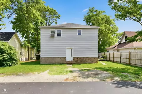 528 South St, Noblesville, IN 46060