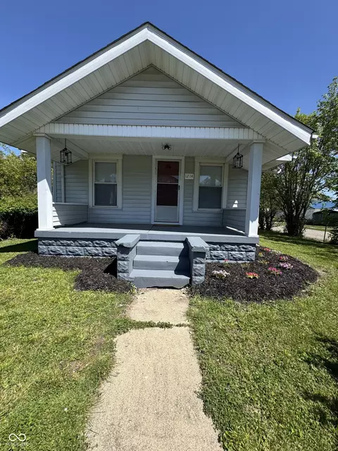 1214 E 28th St, Anderson, IN 46016