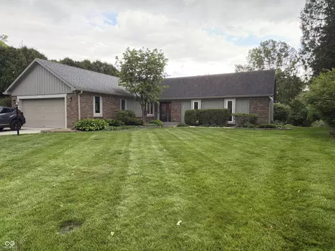 10011 Harbour Pines Ct, Indianapolis, IN 46256