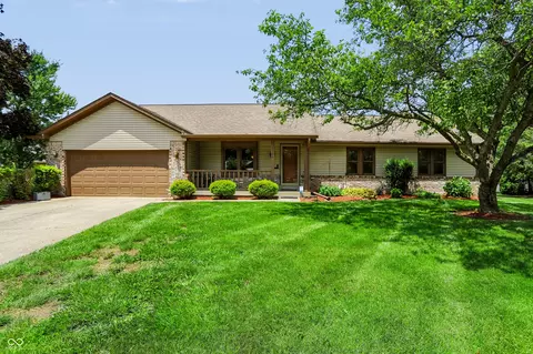 1186 Madrid Rd, Greenwood, IN 46143