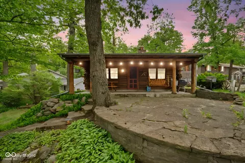 5031 N Canyon Loop, Monticello, IN 47960