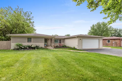5421 Mendenhall Rd, Indianapolis, IN 46241