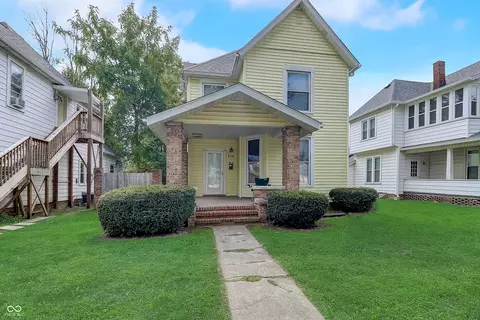 1105 W Ashland Ave, Muncie, IN 47303