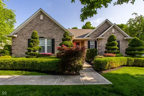 2544 Milano Dr, Westfield, IN 46074