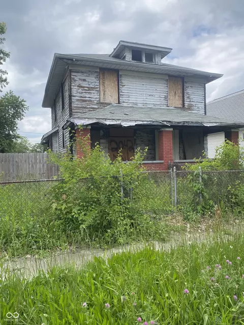 2042 E Adams St, Indianapolis, IN 46218
