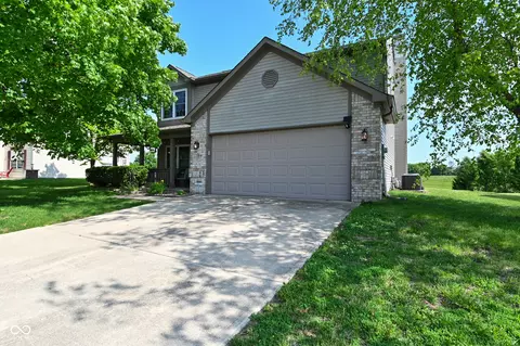 541 Yorktown Ln, Avon, IN 46123